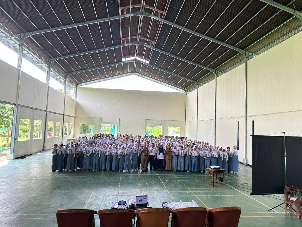Alumni Mengajar